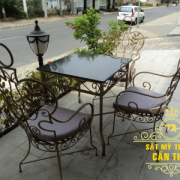 Bàn ghế sắt mỹ thuật