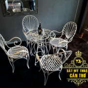 Bàn ghế sắt mỹ thuật