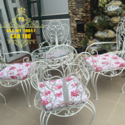 Bàn ghế sắt mỹ thuật