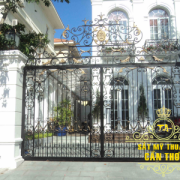 Cổng rào sắt mỹ thuật