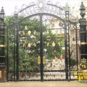 Mẫu cổng rào sắt mỹ thuật đẹp (CR098)