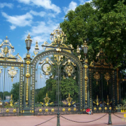 Mẫu hàng rào sắt mỹ thuật đẹp (CR077)