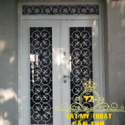 Cửa đi sắt mỹ thuật