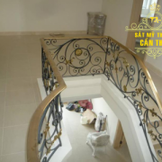 Cầu thang sắt mỹ thuật