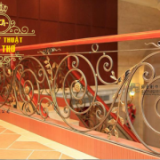 Cầu thang sắt mỹ thuật