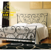 Giường sắt mỹ thuật