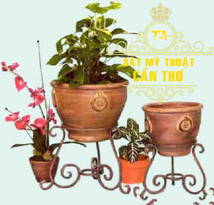 Kệ hoa sắt mỹ thuật